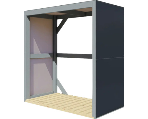 Sklad dřeva s dřevěnou podlahou