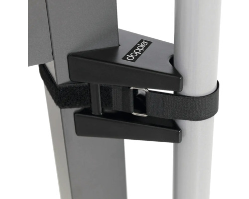 Stolová svorka Doppler Detailní pohled na držák slunečníků Doppler s upevňovacím popruhem