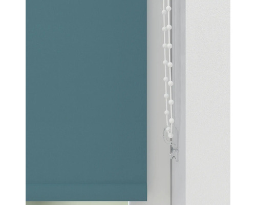 Detail rolety s ovládacím řetízkem