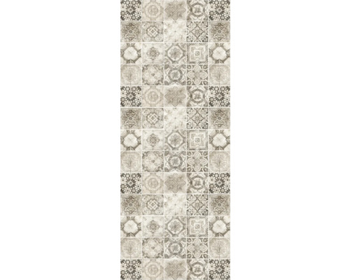 Stěna z dlaždic s různými vzory