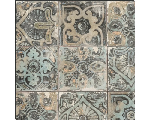 Devět zdobených keramických dlaždic ve stylu vintage