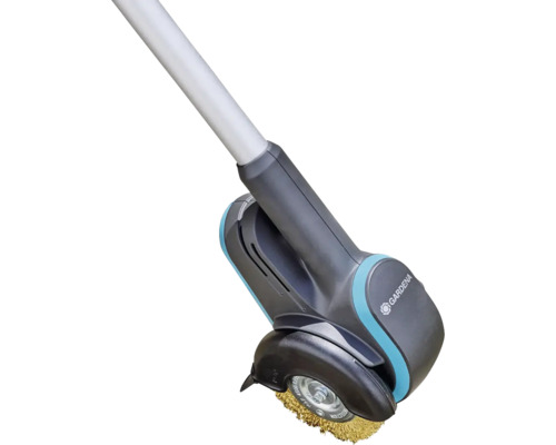 Akumulátorový kartáč na spáry Gardena s teleskopickou rukojetí pro odstraňování plevele