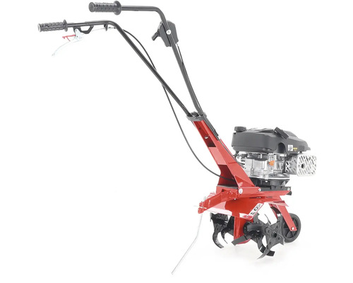 Zahradní kultivátor pro zpracování půdy na zahradě.