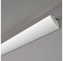 Polystyrenová štuková lišta na stěně a stropě