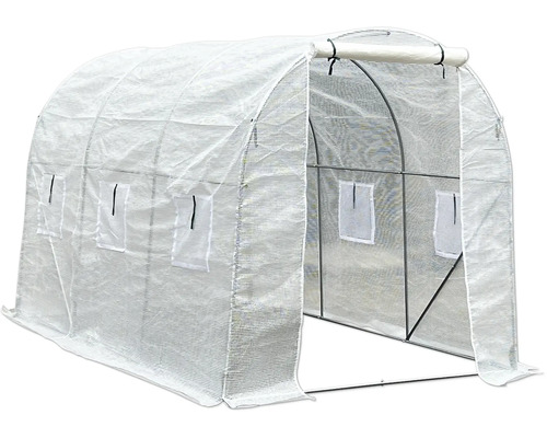 Skleník s otvory pro větrání