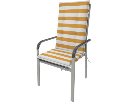 Zahradní židle s pruhovaným potahem pro větší pohodlí venku