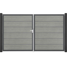 Dvoukřídlá brána s vodorovnými dřevěnými panely a kovovým rámem