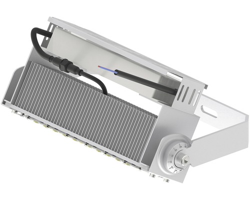 LED reflektor s chladičem a připojovacím kabelem