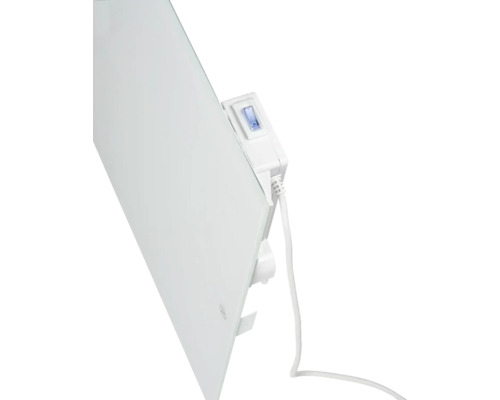 Plochý radiátor s vypínačem a kabelem