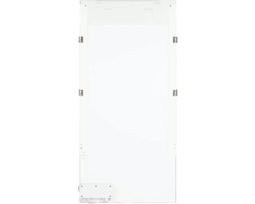 Zadní strana zrcadlové skříňky