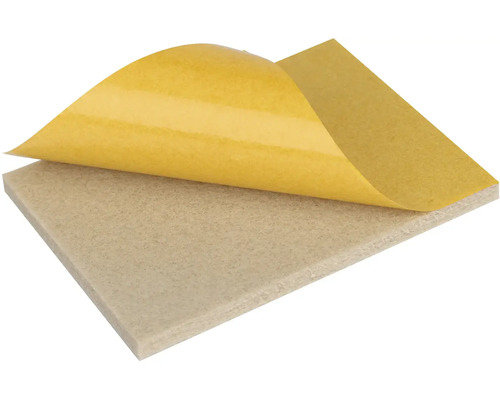 Samolepicí filcová podložka čtvercového tvaru