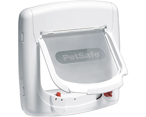 Logo PetSafe na bílých dvířkách pro domácí mazlíčky