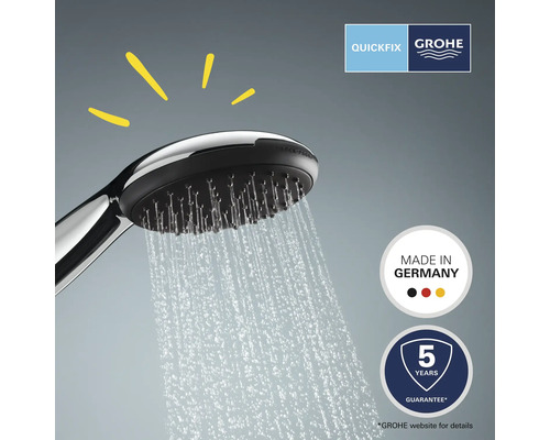 Sprchová hlavice s proudem vody, logo Grohe Quickfix, pečeť Made in Germany, pečeť záruky 5 let