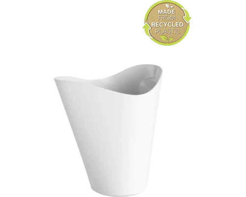 Bílý květináč z recyklovaného plastu