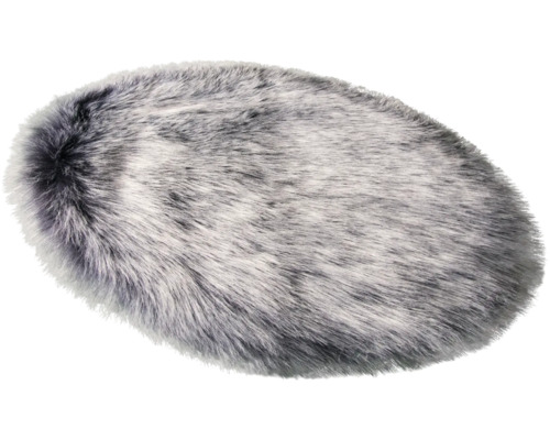 Oválný koberec z umělé kožešiny