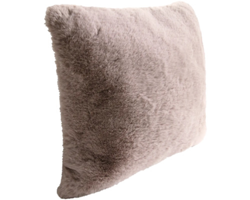 Dekorační polštář s kožešinovým vzhledem