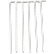 Šest kovových plotových háků