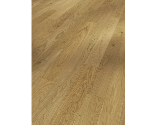 Položená dřevěná parketová podlaha