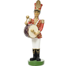 Dekorativní figurka bubeníka v červené uniformě s bubnem