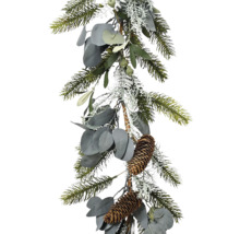 Dekorativní girlanda s jedlovými větvemi a šiškami