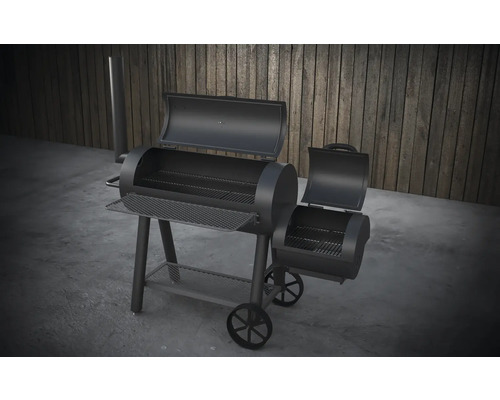 Grilovací vozík s kolečky a odkládací plochou