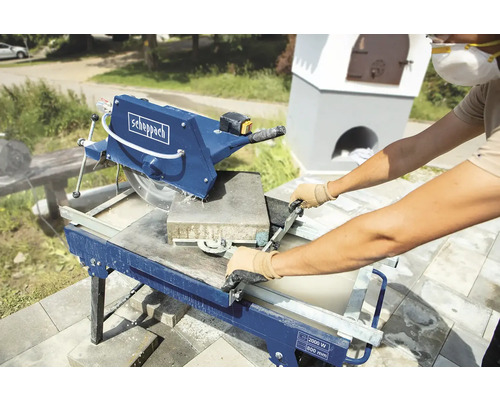 Řezačka obkladů Scheppach se používá k řezání obkladů