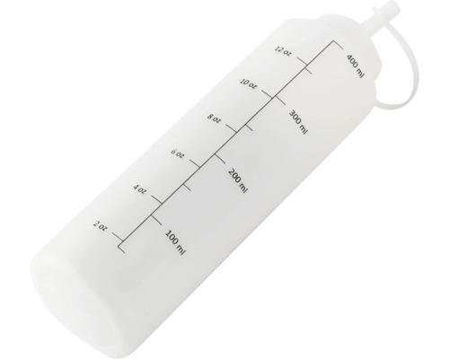 Dávkovací láhev s měřicí stupnicí na tekutiny