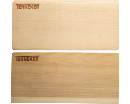 Dvě dřevěné saunové lavice s logem Tenneker