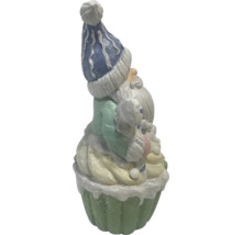 Dekorativní Santa Claus s čepicí jako vánoční dekorace