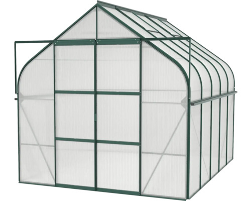 Skleník s polykarbonátovými deskami a ocelovým rámem