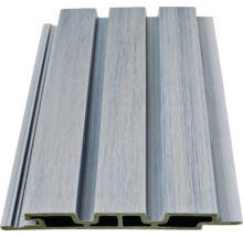 Pero a drážka z dřevěného profilu pro interiérové úpravy