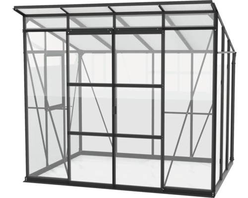 Skleník s kovovým rámem a skleněnými stěnami