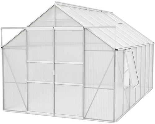 Skleník s otevřenými dveřmi a oknem pro zahradnictví