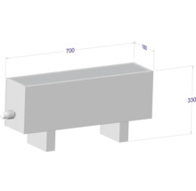 Radiátor s rozměry 700 x 330 x 180 mm.