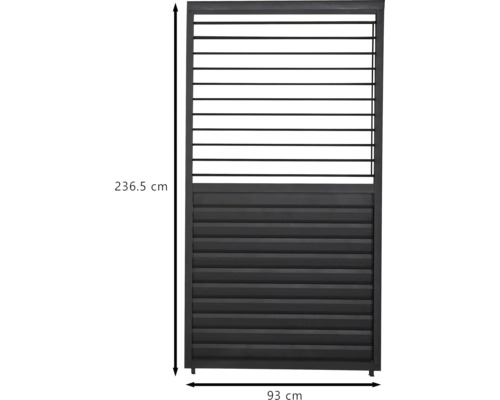 Kovový plot s horizontálními lamelami o výšce 236,5 centimetrů a šířce 93 centimetrů