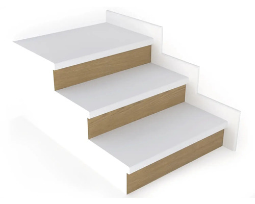 Třístupňové schodiště s bílými stupni a dřevěným obkladem