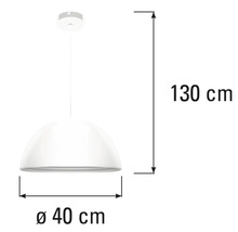 Závěsná lampa o průměru 40 cm a výšce 130 cm.