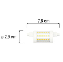 LED žárovka, délka 7,8 cm a průměr 2,9 cm
