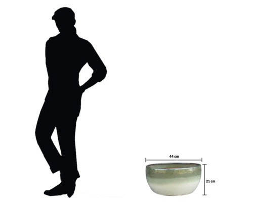 Květináč o rozměrech 44 cm krát 21 cm