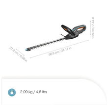 Akumulátorové nůžky na živý plot Gardena o délce 86,8 cm a hmotnosti 2,09 kg.
