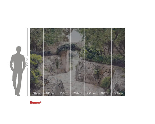 Fototapeta se zahradní cestou a kamennou zdí