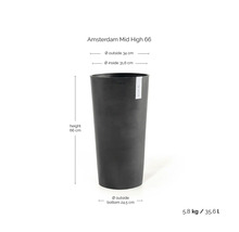 Vysoký tmavý květináč ECOPOTS Amsterdam Mid High 66 s rozměry: výška 66 centimetrů, průměr 34 centimetrů, objem 35,6 litru.