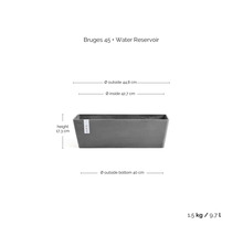 Truhlík ECOPOTS Bruges 45 se zásobníkem na vodu. Výška 17,3 centimetrů, vnější rozměr nahoře 44,8 centimetrů, vnitřní rozměr 42,7 centimetrů.