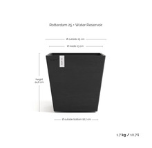 Čtvercový květináč Ecopots Rotterdam 25 s rezervoárem na vodu, výška 24,6 centimetrů, průměr 25 centimetrů, objem 10,7 litrů.