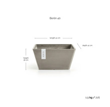 Květináč Ecopots Berlin 40, délka 41 centimetrů, hloubka 41 centimetrů, výška 18 centimetrů, objem 21 litrů, hmotnost 1,9 kilogramů.