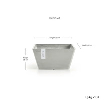 Truhlík Ecopots Berlin 40, délka 41 centimetrů, hloubka 41 centimetrů, výška 18 centimetrů, objem 21 litrů, hmotnost 1,9 kilogramu.