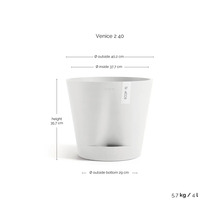 Květináč Ecopots Venice 2 40 s rozměry: výška 35,7 centimetru, vnější průměr nahoře 40,2 centimetru, průměr dna 29 centimetrů.