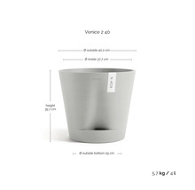 Květináč Ecopots Venice 2 40 s rozměry: výška 35,7 centimetrů, vnější průměr 40,2 centimetrů, průměr dna 29 centimetrů.