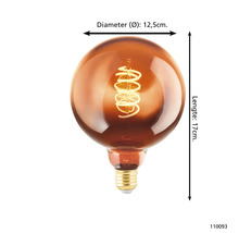 Dekorativní žárovka Globe o průměru 12,5 cm a délce 17 cm.