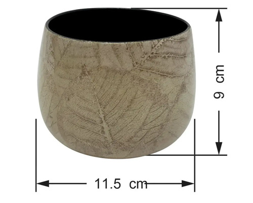 Kulatý obal na květináč s motivem listů, výška 9 centimetrů, průměr 11,5 centimetru.